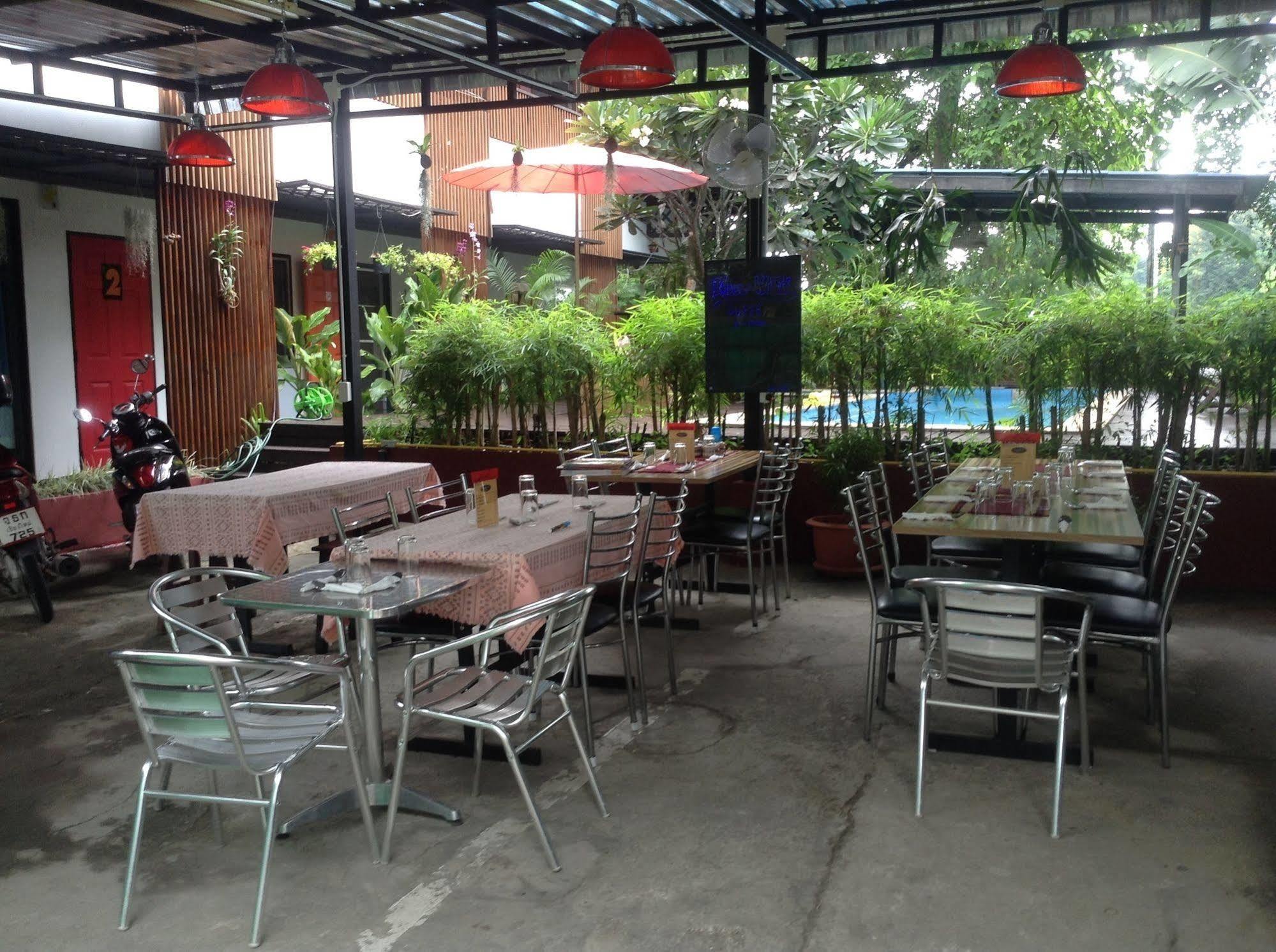 Hi Guesthouse Airport Chiang Mai Exterior foto